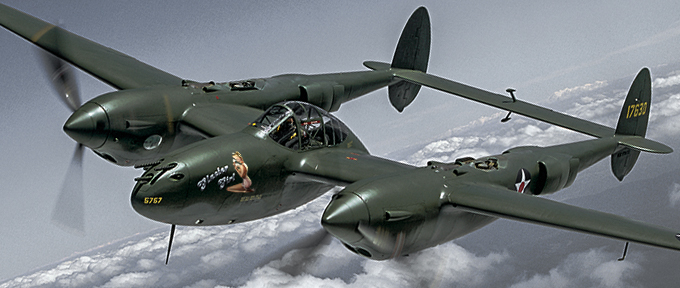 配色 P-38 閃電